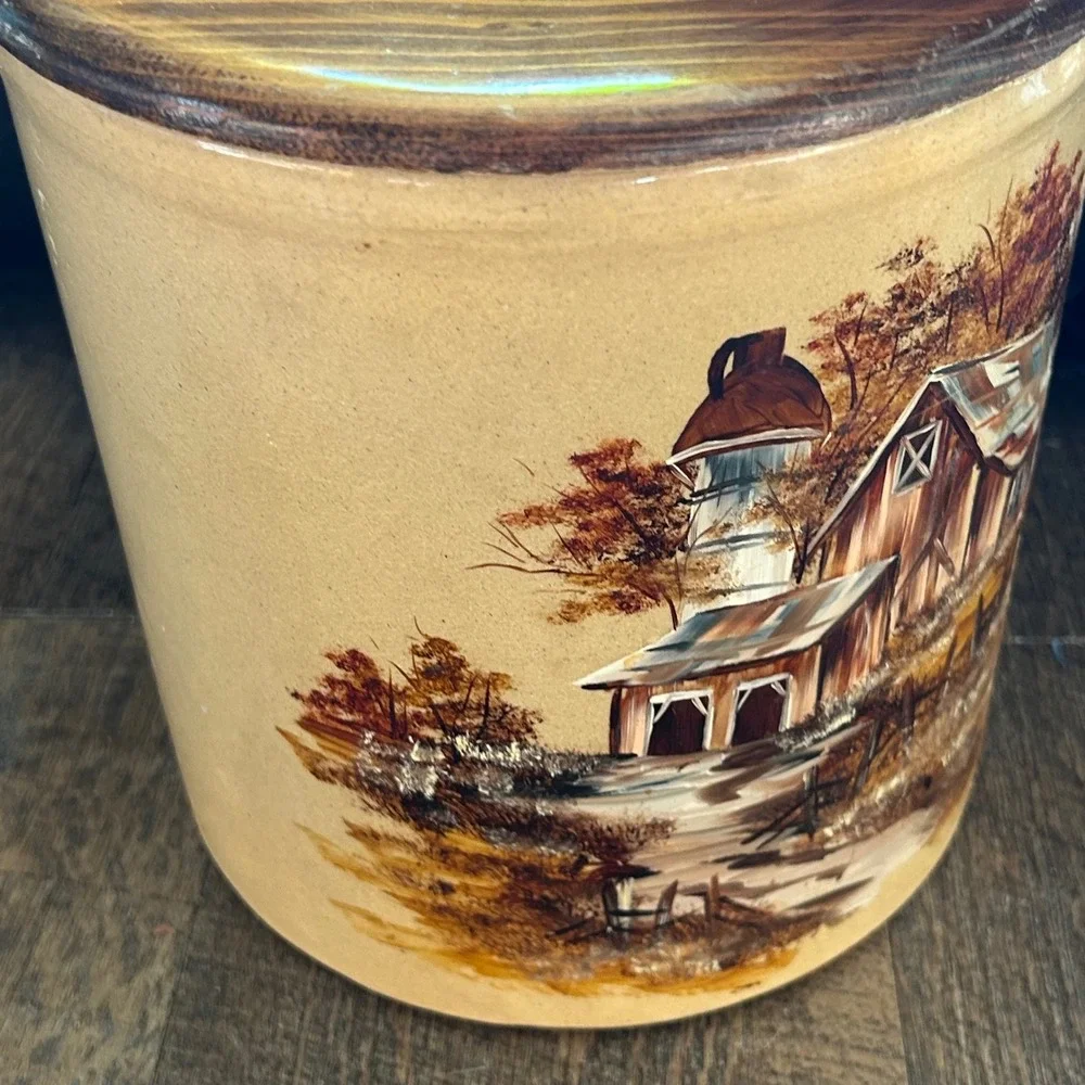 Vintage RRP Co Roseville Ohio Hand Painted Barn Stoneware Cookie Jar Crock Lid